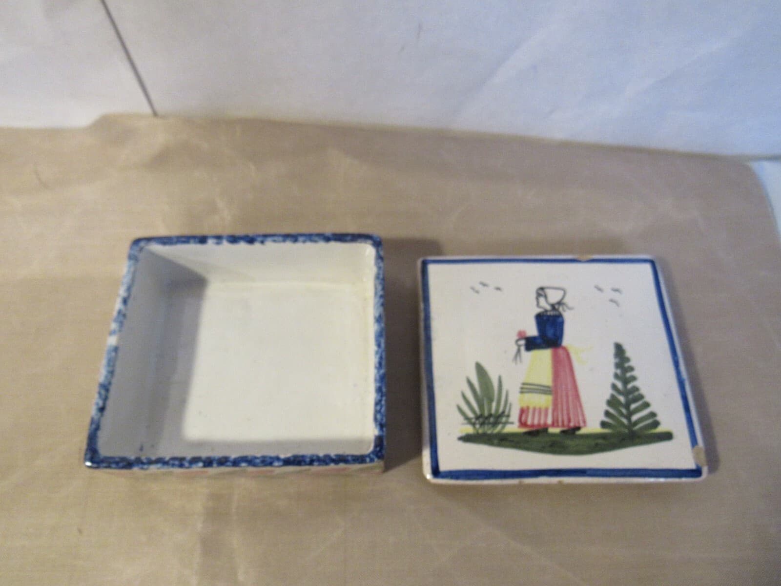 HB Quimper Faience France Trinket Box with Lid Breton Woman France W43S - Thumbnail 3