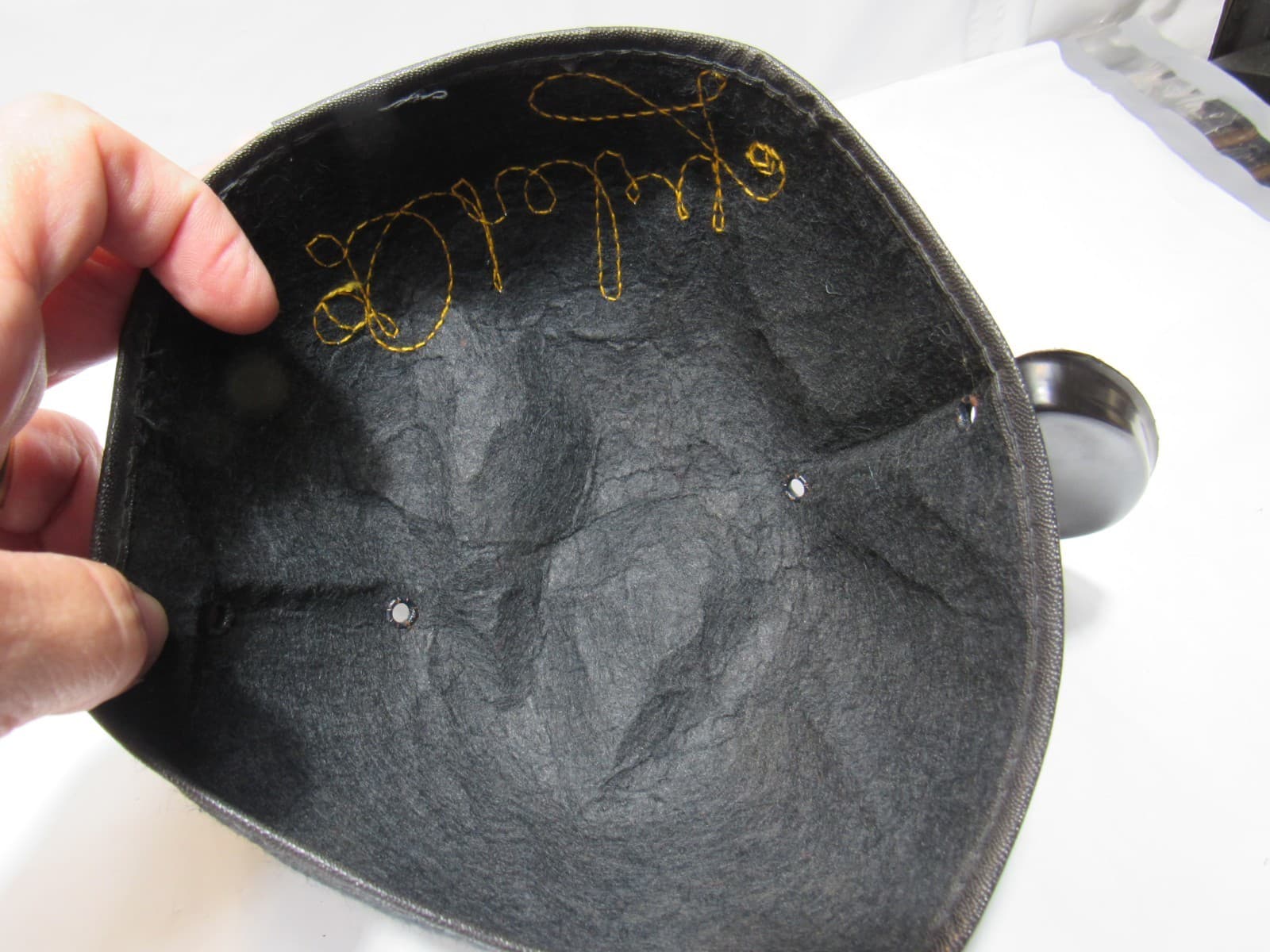 Mickey Mouse Ears Felt with Plastic Ears Vintage from Walt Disney World (T39JJ) - Thumbnail 4