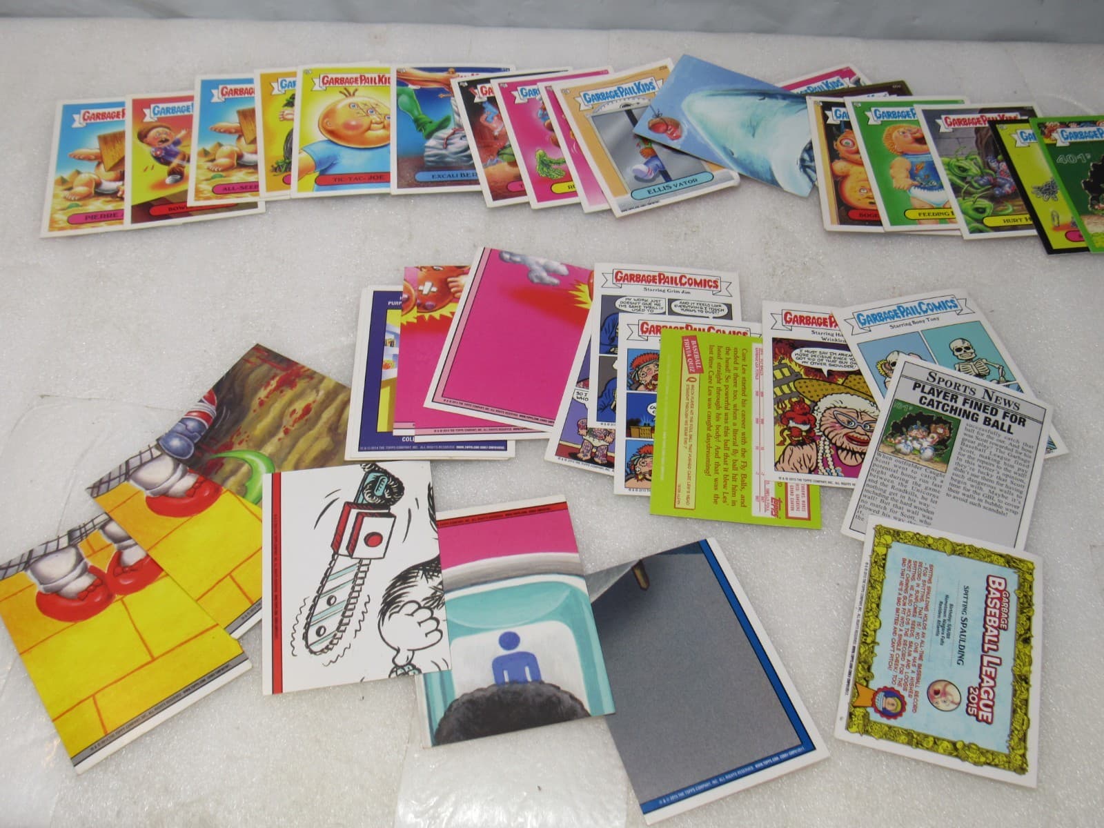 47 Piece Lot Vintage 2014/2015 Garbage Pail Kids Cards (I88J) - Thumbnail 14