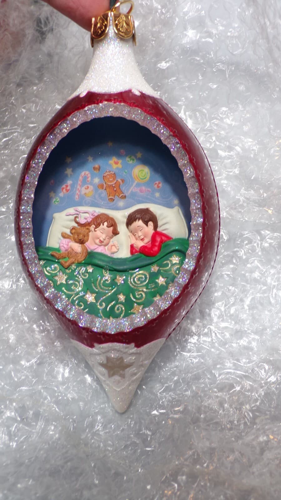 3 Hallmark Illuminations Ornaments Red/Gold/Green Lights Up No Power Box (N80M - Thumbnail 5