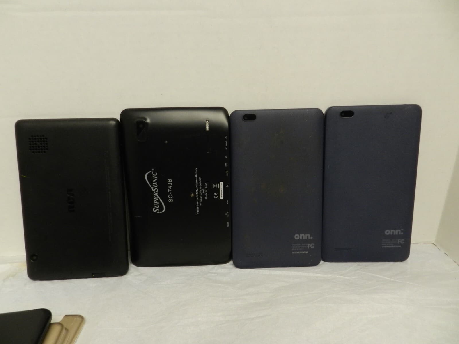 8 Pc Tablet Lot RCA ONN Nuvision Samsung Cracked Screens (K30) - Thumbnail 7