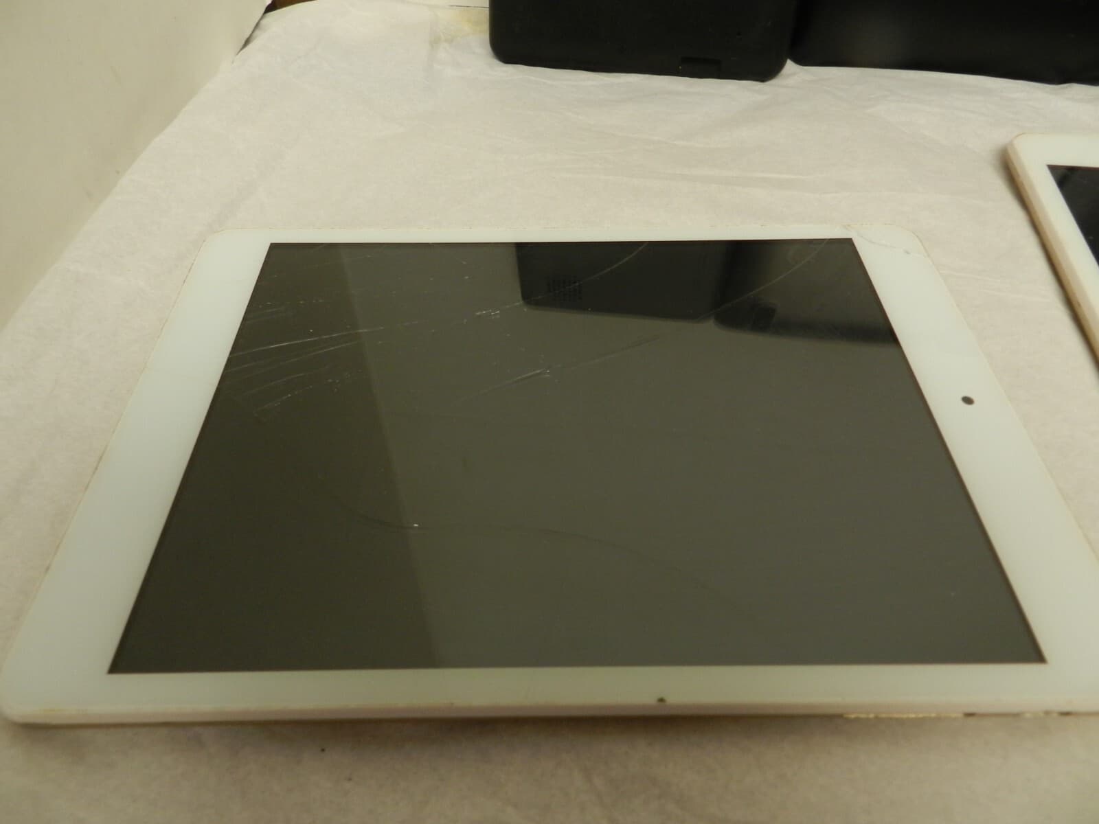 8 Pc Tablet Lot RCA ONN Nuvision Samsung Cracked Screens (K30) - Thumbnail 12