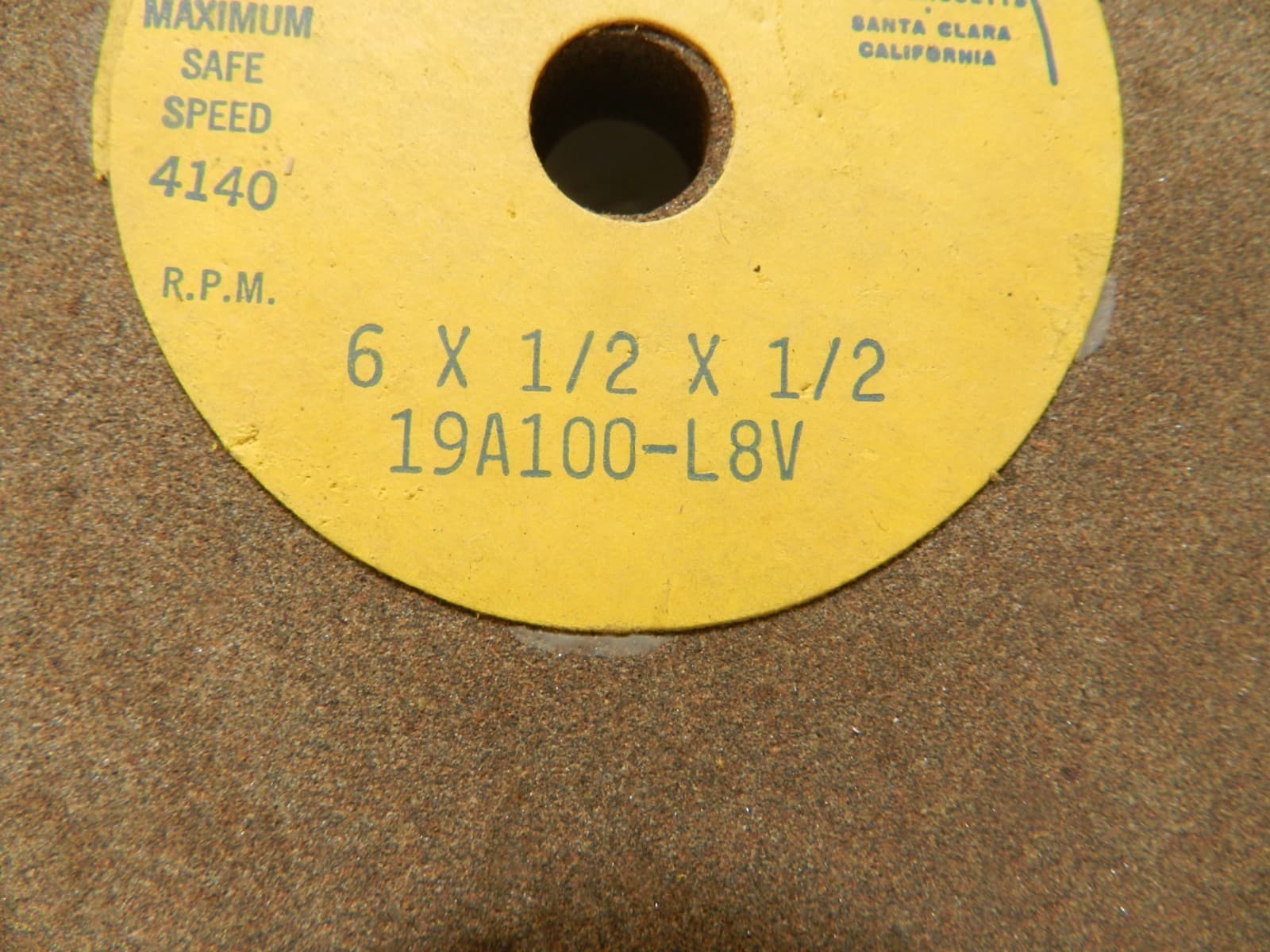 Norton 6"x1/2"x1/2" Grinding Wheel New Old Stock 19A100-L8V 4140 RPM #H34J - Thumbnail 2