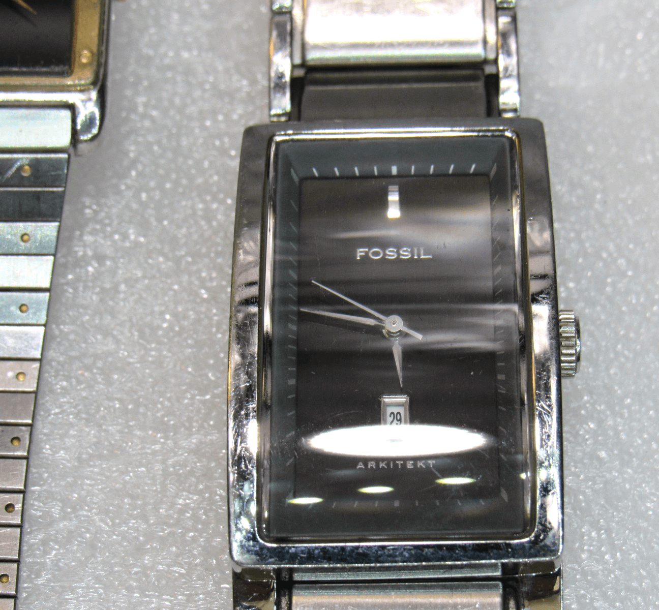 3 Vintage Mens Fossil / Seiko Wrist Watch Lot FS-3028 FS-2984 8620-5140 (i94j) - Thumbnail 3