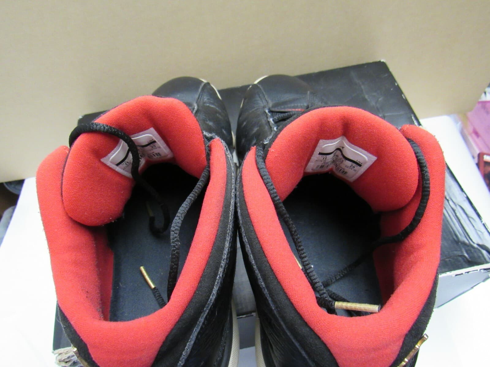 Air Jordan 13 Low Bred Size 11 Pre-Owned 310810-027 - Thumbnail 7
