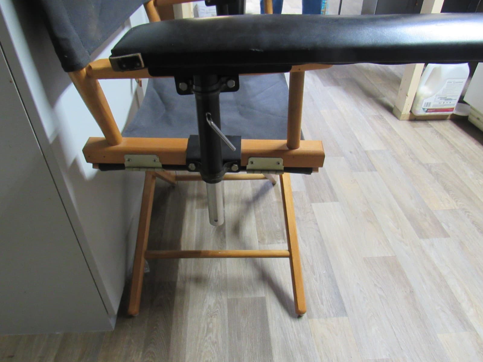 Vintage Gold Medal 33" Director's Chair w/ Arm Extensions Folding Wood Frame Y10 - Thumbnail 6