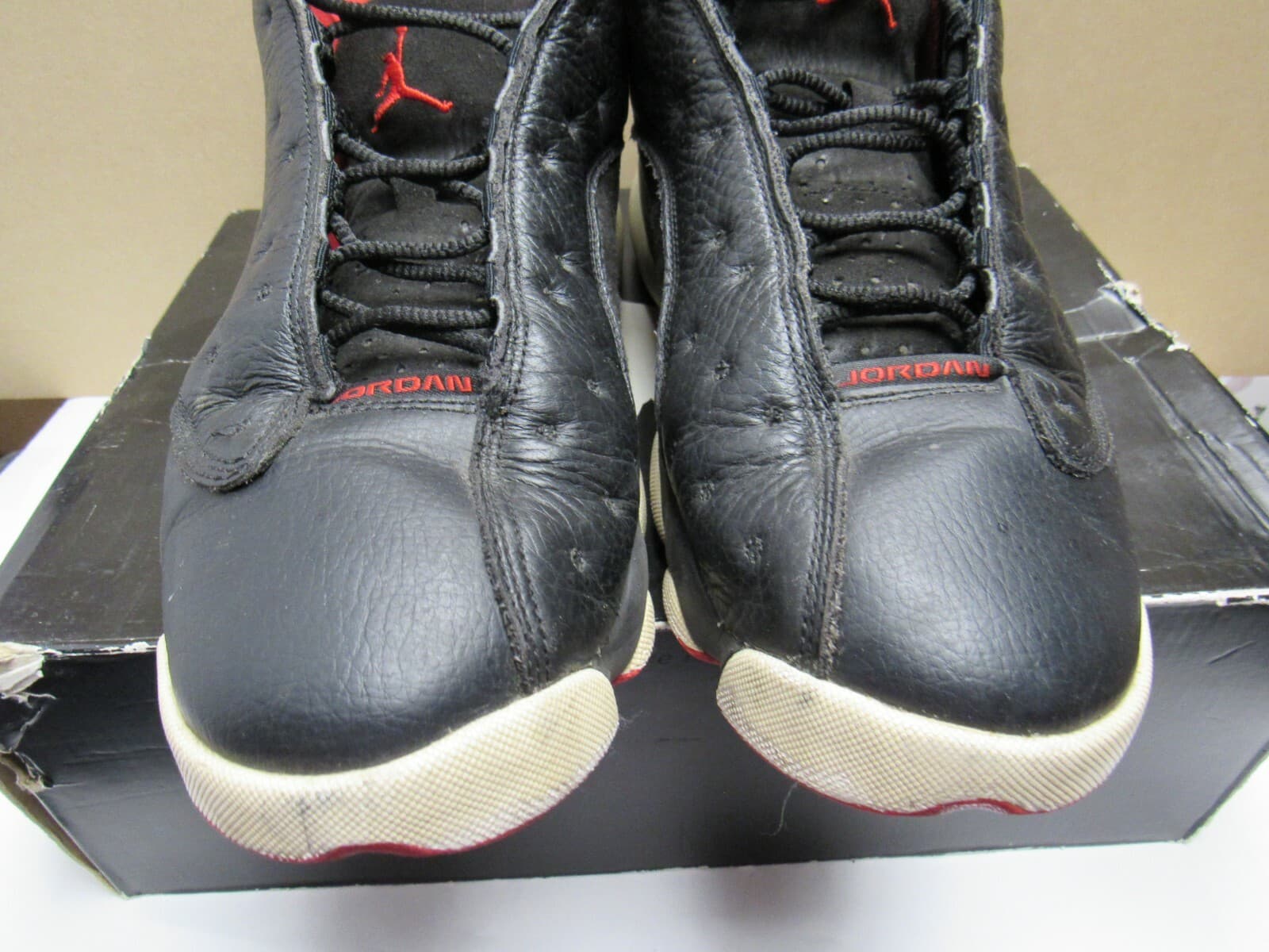 Air Jordan 13 Low Bred Size 11 Pre-Owned 310810-027 - Thumbnail 4