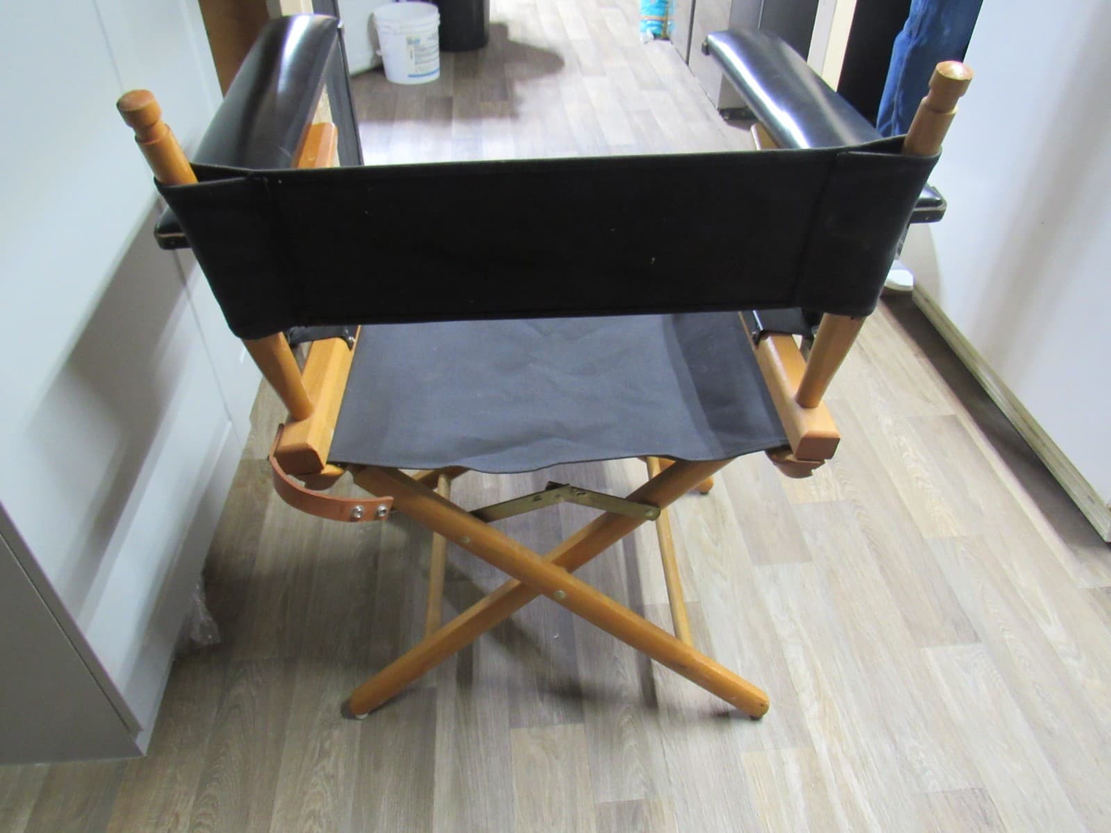 Vintage Gold Medal 33" Director's Chair w/ Arm Extensions Folding Wood Frame Y10 - Thumbnail 8