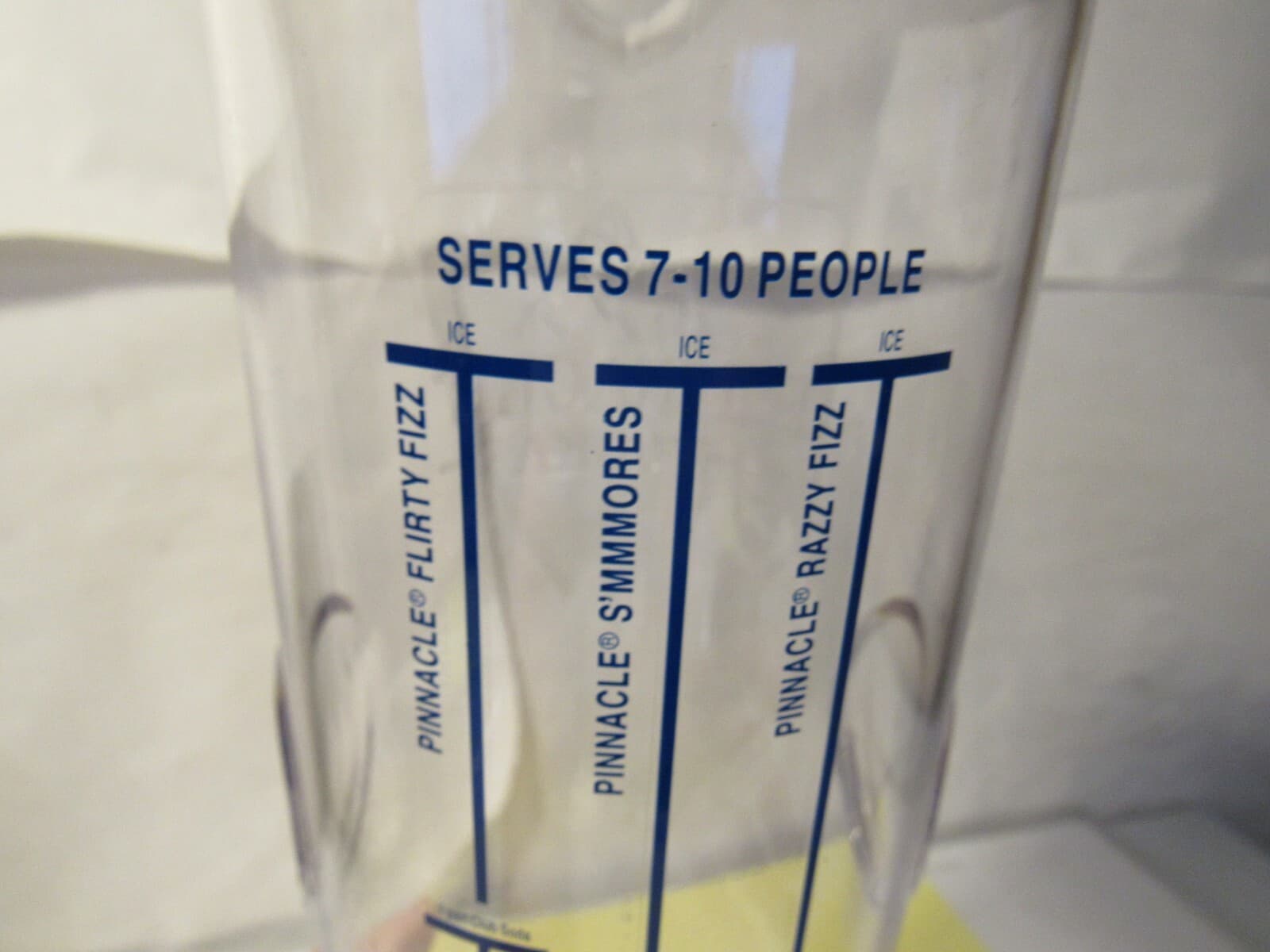 Pinnacle Vodka Acrylic Party Pitcher Mixer Shaker Drink Recipes Serves 7-10 G34M - Thumbnail 10