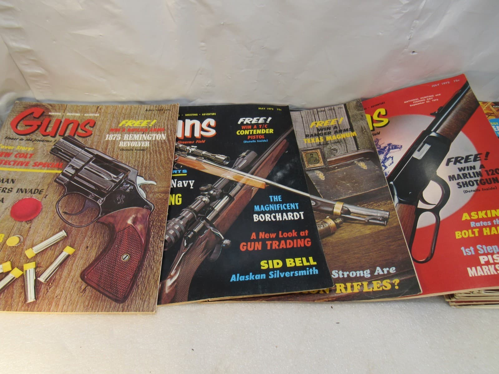 VTG Guns Magazine Lot of 44 - Handguns, Rifles, Combat Guns 60's 70's Y10JJ - Thumbnail 14