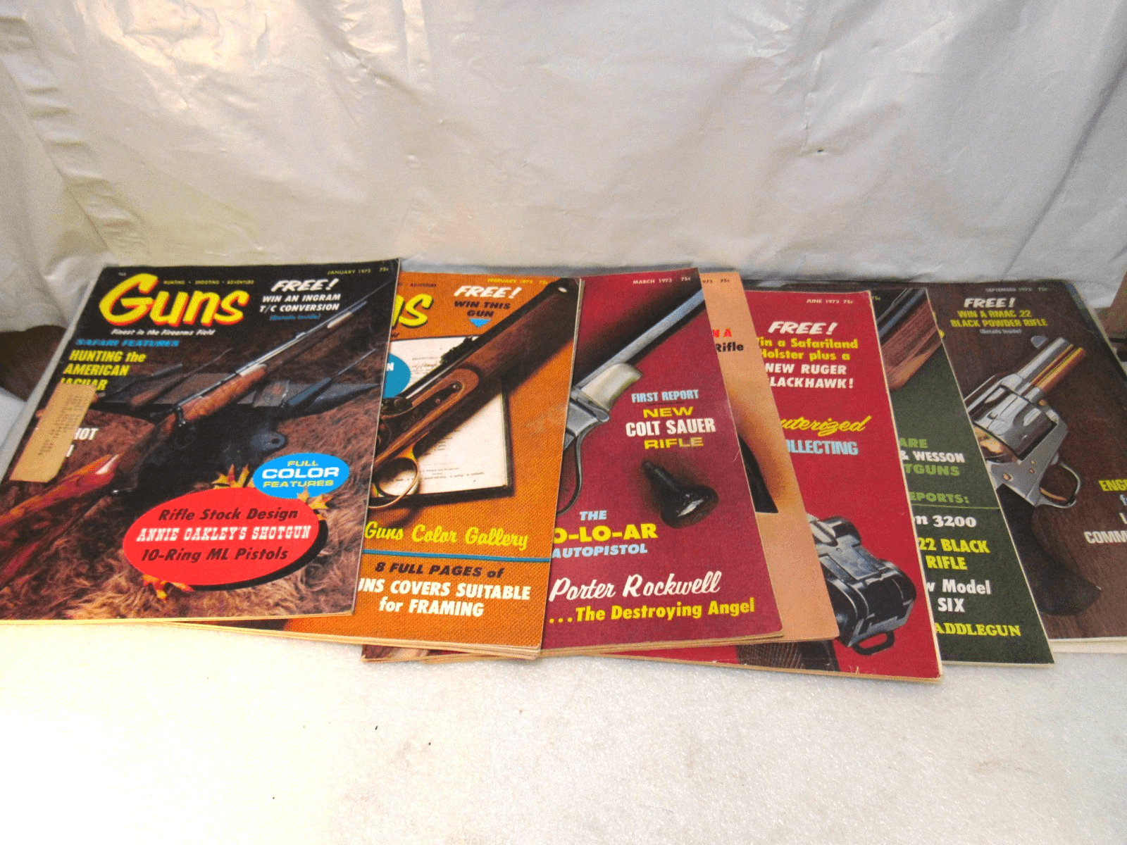 VTG Guns Magazine Lot of 44 - Handguns, Rifles, Combat Guns 60's 70's Y10JJ - Thumbnail 18