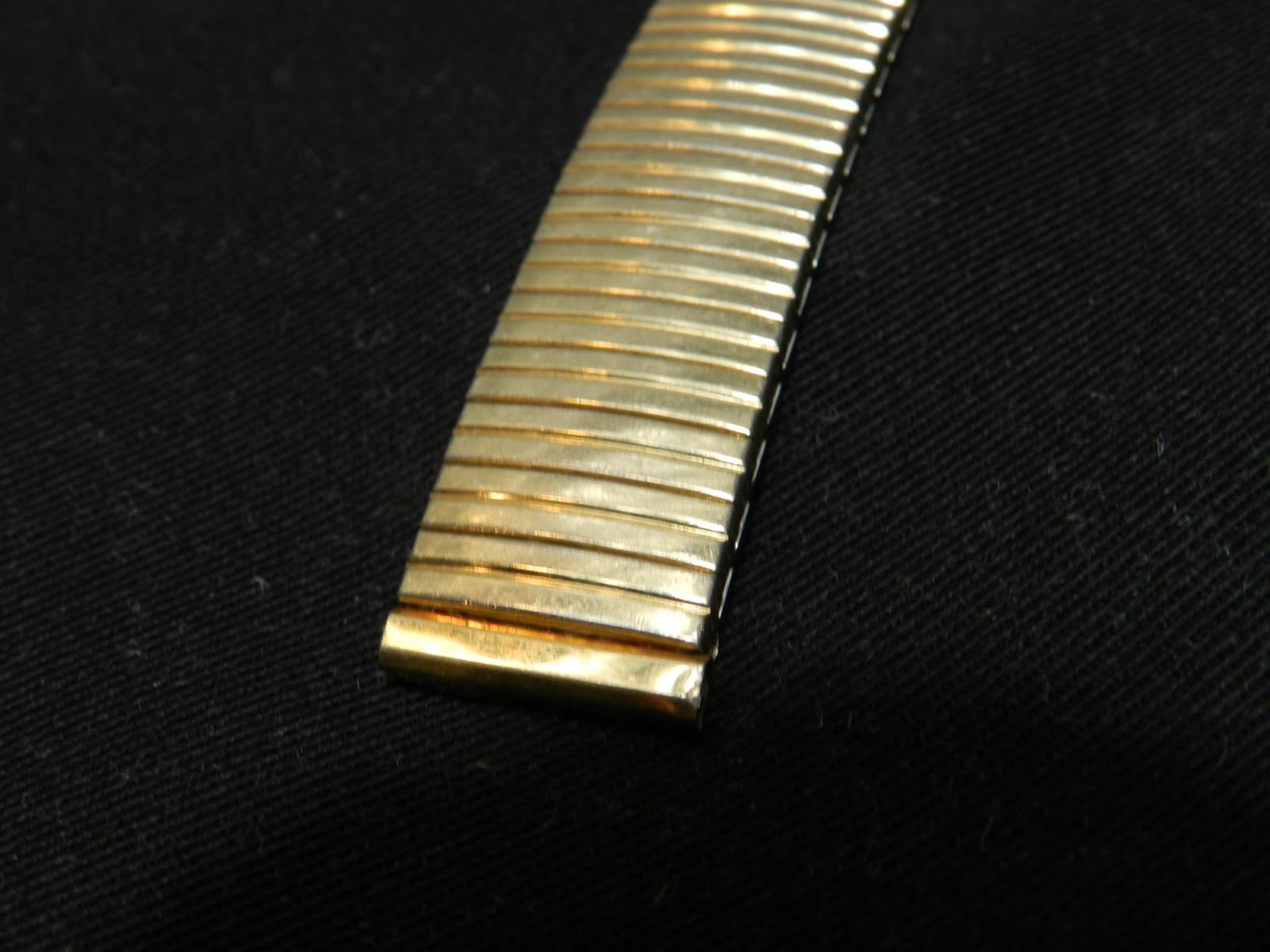 Vintage 10K Gold-Filled Speidel Stretch Watch Band (G9S) - Thumbnail 2