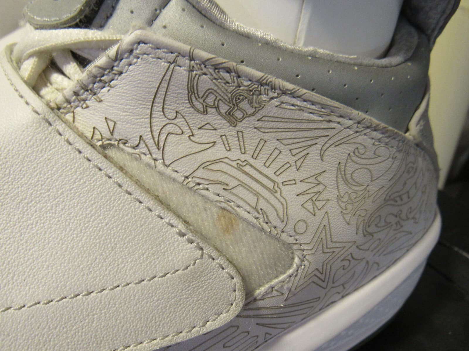Nike Air Jordan XX 20 Retro Laser Anniversary White Silver 743991-100 Sz 10 G46 - Thumbnail 6