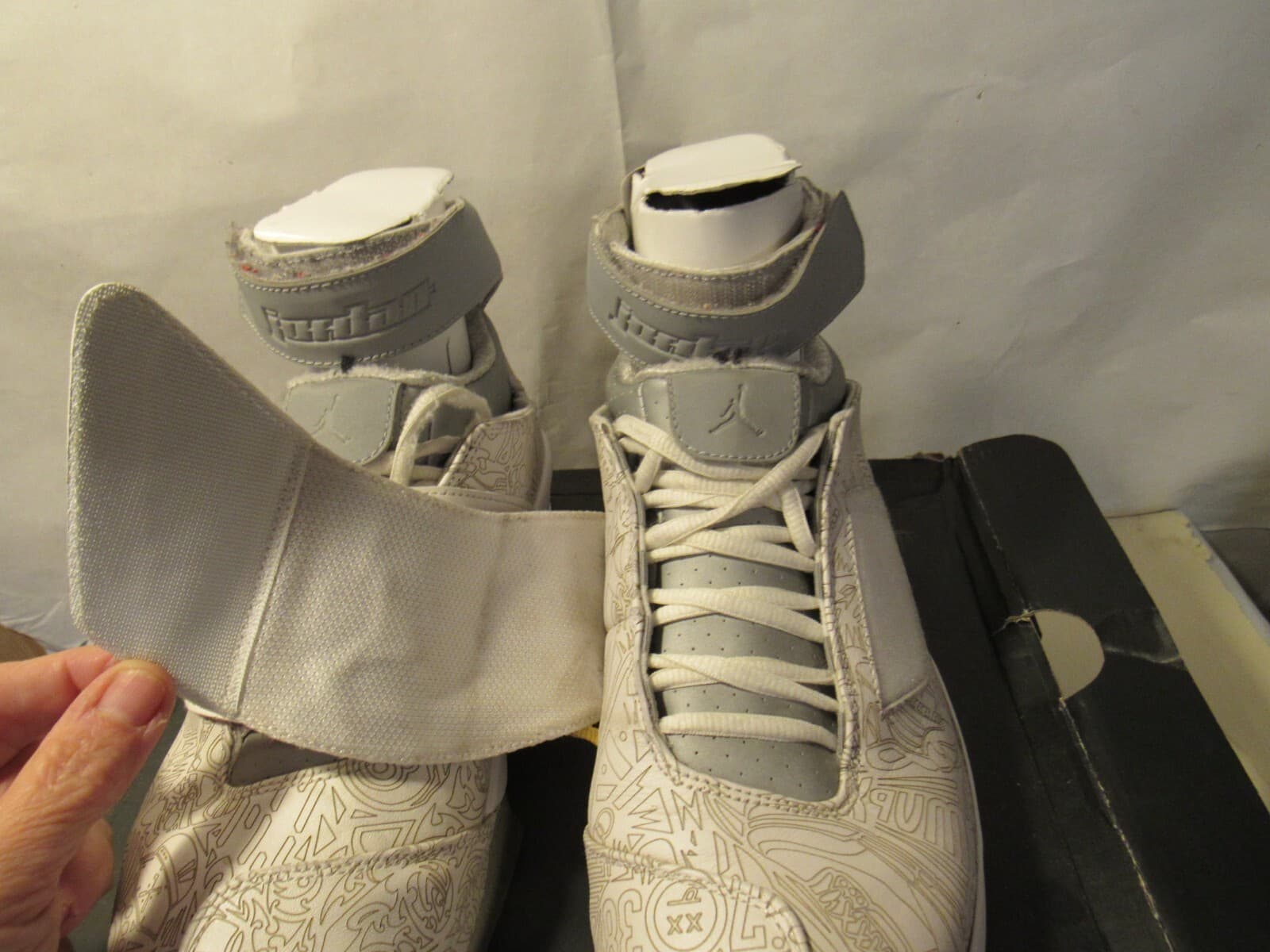 Nike Air Jordan XX 20 Retro Laser Anniversary White Silver 743991-100 Sz 10 G46 - Thumbnail 12