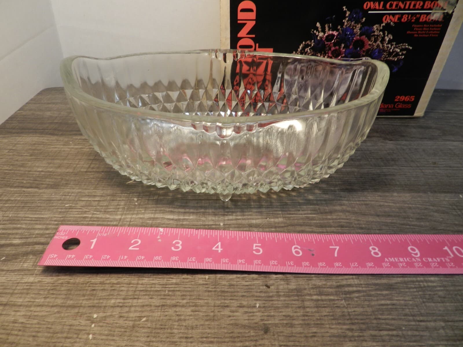 Beautiful Vintage Diamond Point 8 1/2” Oval Crystal Bowl With Box C89J - Thumbnail 5