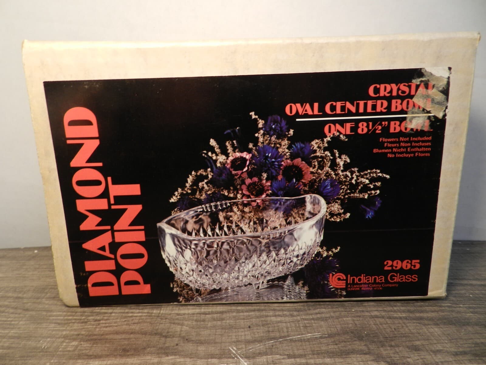 Beautiful Vintage Diamond Point 8 1/2” Oval Crystal Bowl With Box C89J - Thumbnail 6