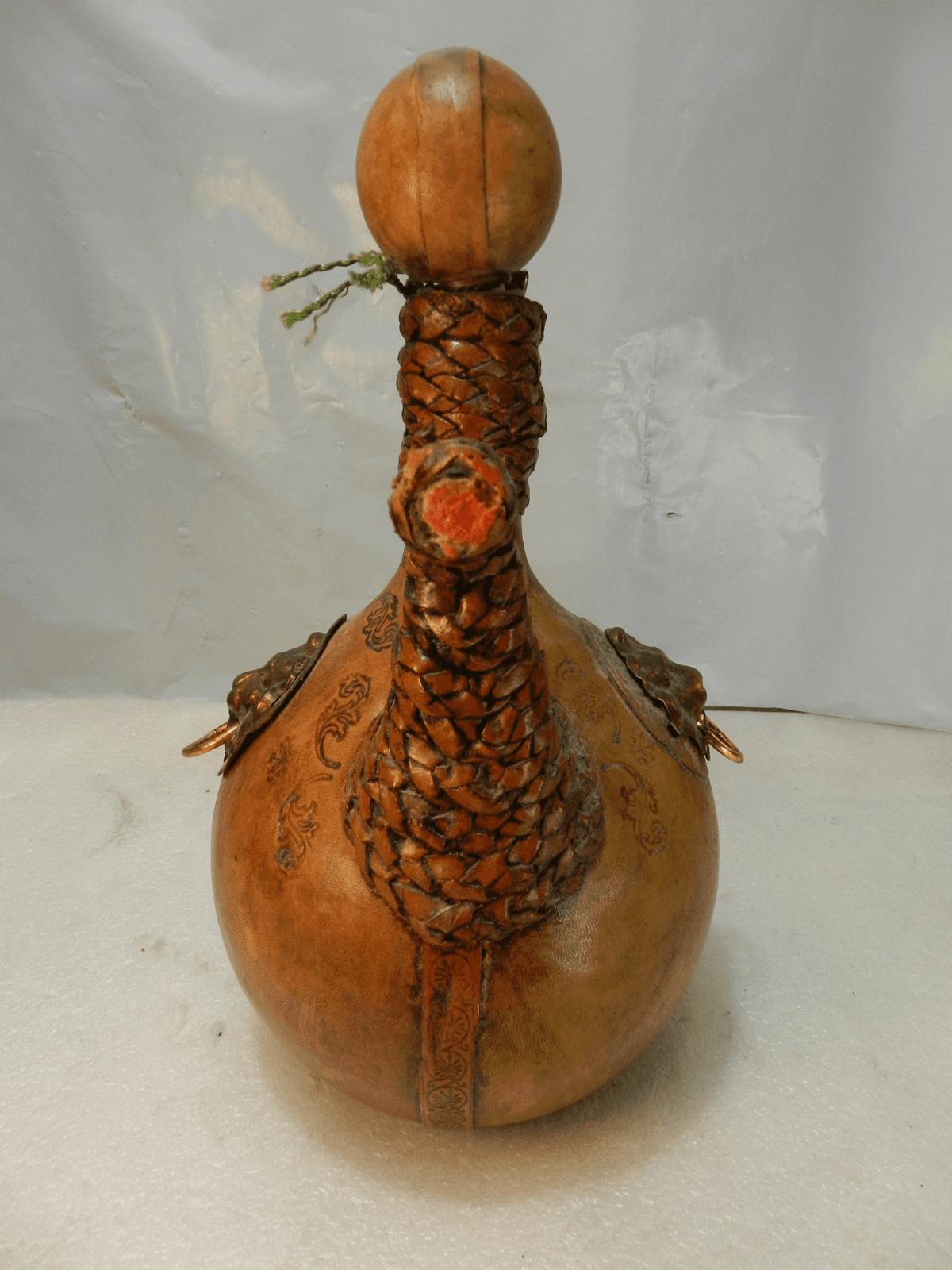 Vintage Italian Leather HandWrapped Decanter Bottle Lion Head Design Empty Y17J - Thumbnail 8