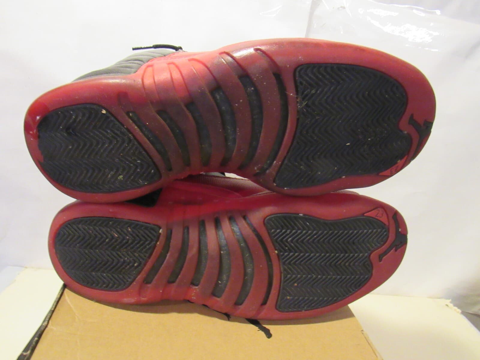 Jordan 12 Retro Mid Flu Game 130690002 Red/Black Size Mens 10 G59K - Thumbnail 8