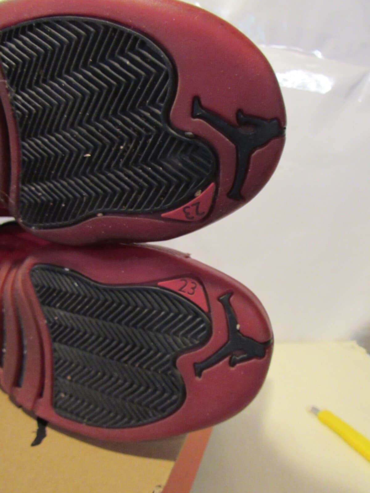 Jordan 12 Retro Mid Flu Game 130690002 Red/Black Size Mens 10 G59K - Thumbnail 10