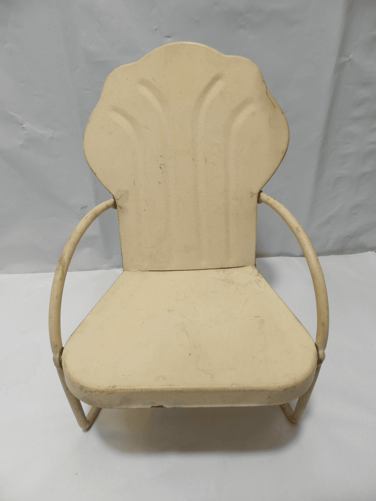 VINTAGE DOLL METAL LAWN CHAIR SCALLOPED BACK Outdoor Retro 9" Z74S - Thumbnail 6
