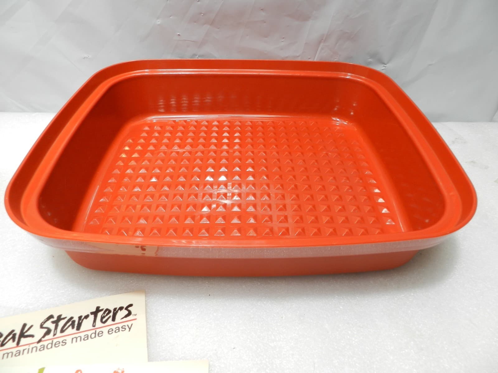 Tupperware Paprika Red Season N Serve Meat Marinade Container 10x12 1294-4 G20J - Thumbnail 3