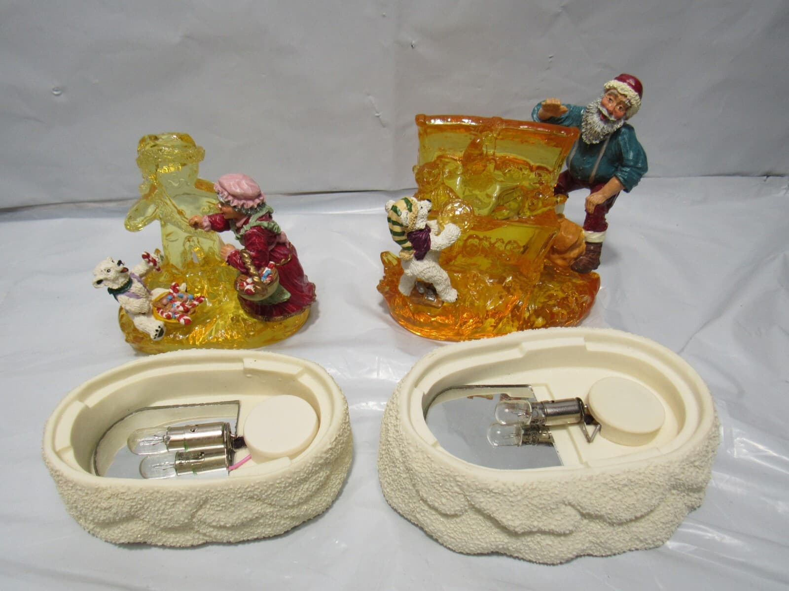 1996 Figi Santa "Room for One More" ice sculpture / A Secret Recipe light up M48 - Thumbnail 6
