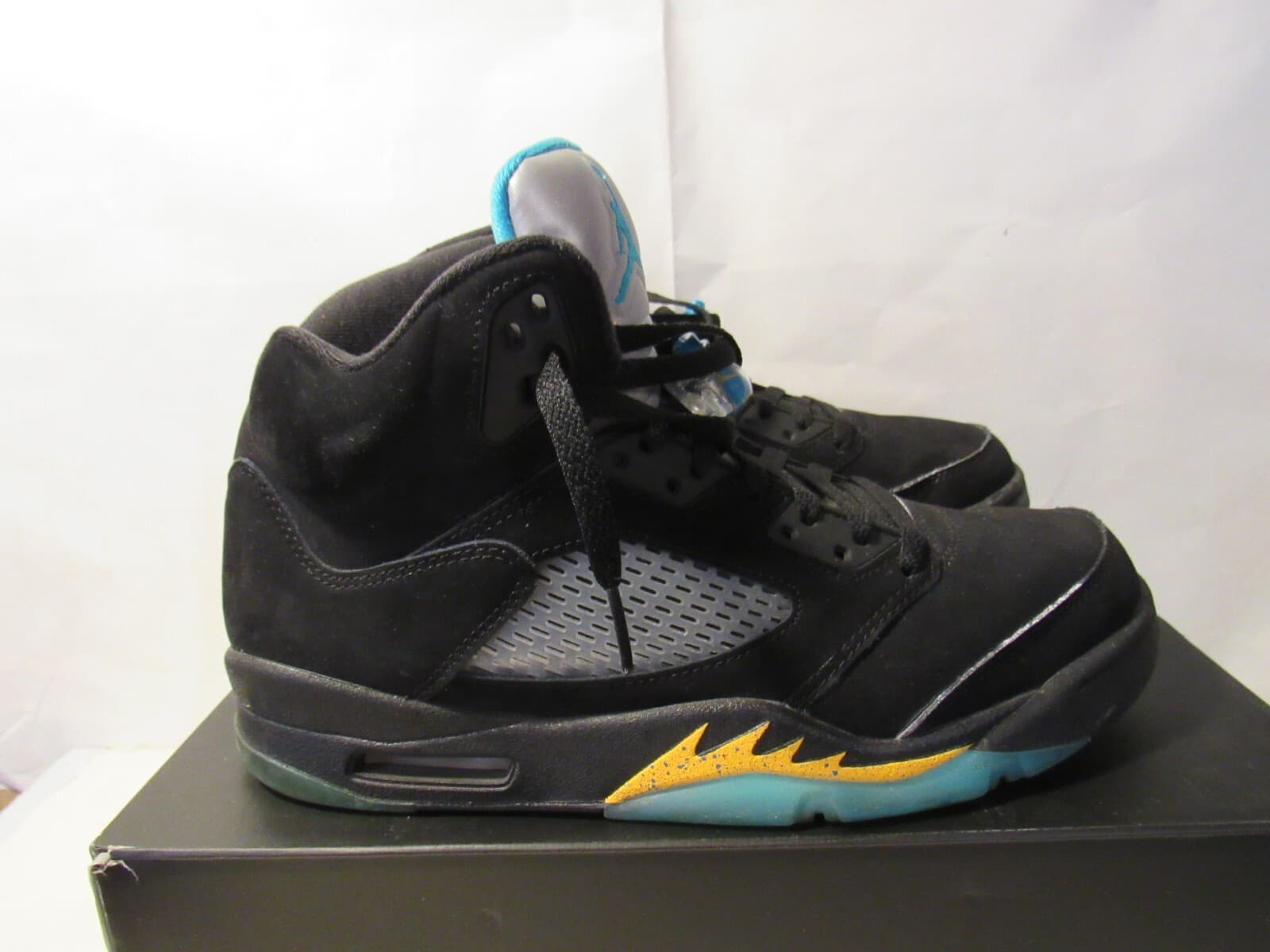 Size 10 - Jordan 5 Retro Mid Aqua Raging Bull Metallic Olive UNC Top 3 Fire G63K