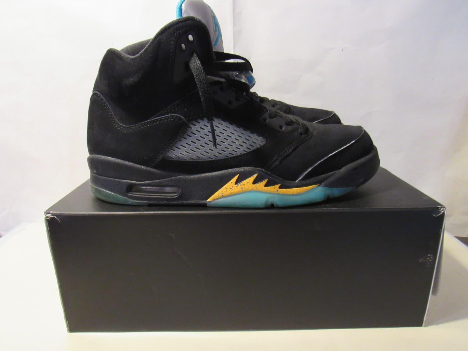 Size 10 - Jordan 5 Retro Mid Aqua Raging Bull Metallic Olive UNC Top 3 Fire G63K - Thumbnail 2