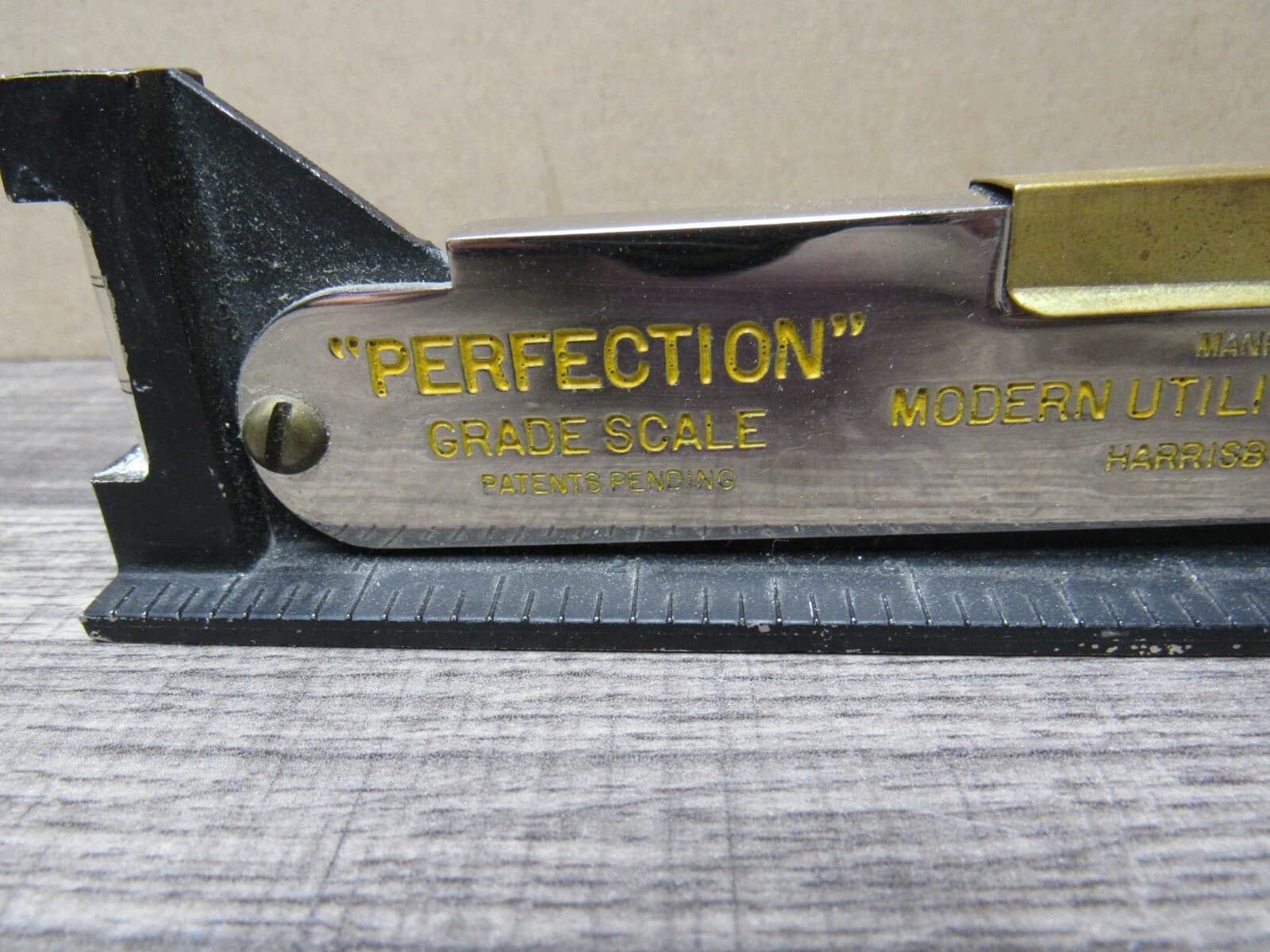 VINTAGE 12” PERFECTION GRADE SCALE LEVEL - Thumbnail 2