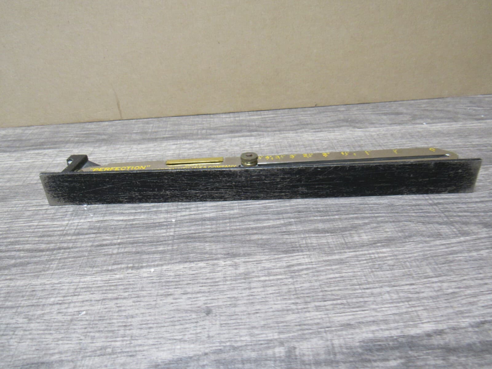 VINTAGE 12” PERFECTION GRADE SCALE LEVEL - Thumbnail 7