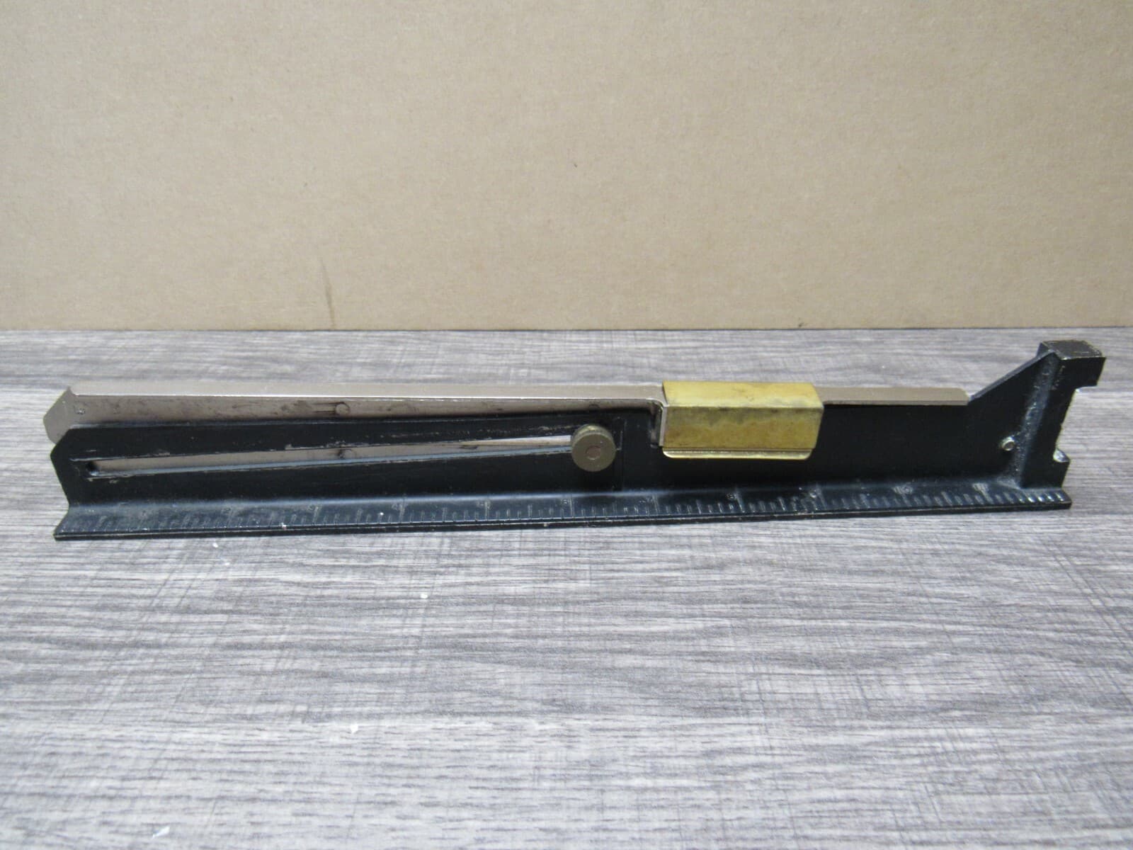 VINTAGE 12” PERFECTION GRADE SCALE LEVEL - Thumbnail 5