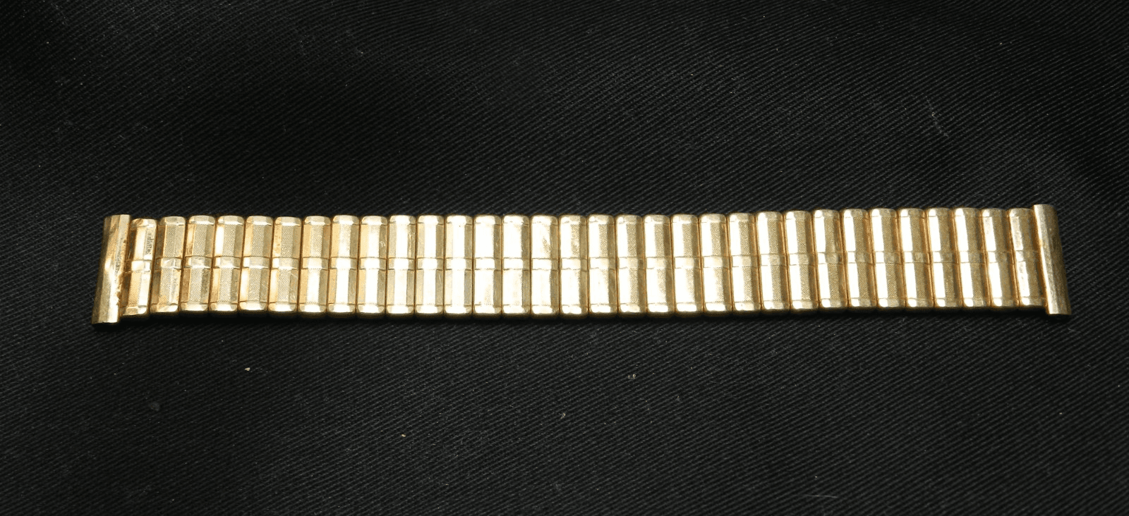 Vintage Rare Airflex 10k Gold-Filled Stretch Watchband 17mm unused (E61S)
