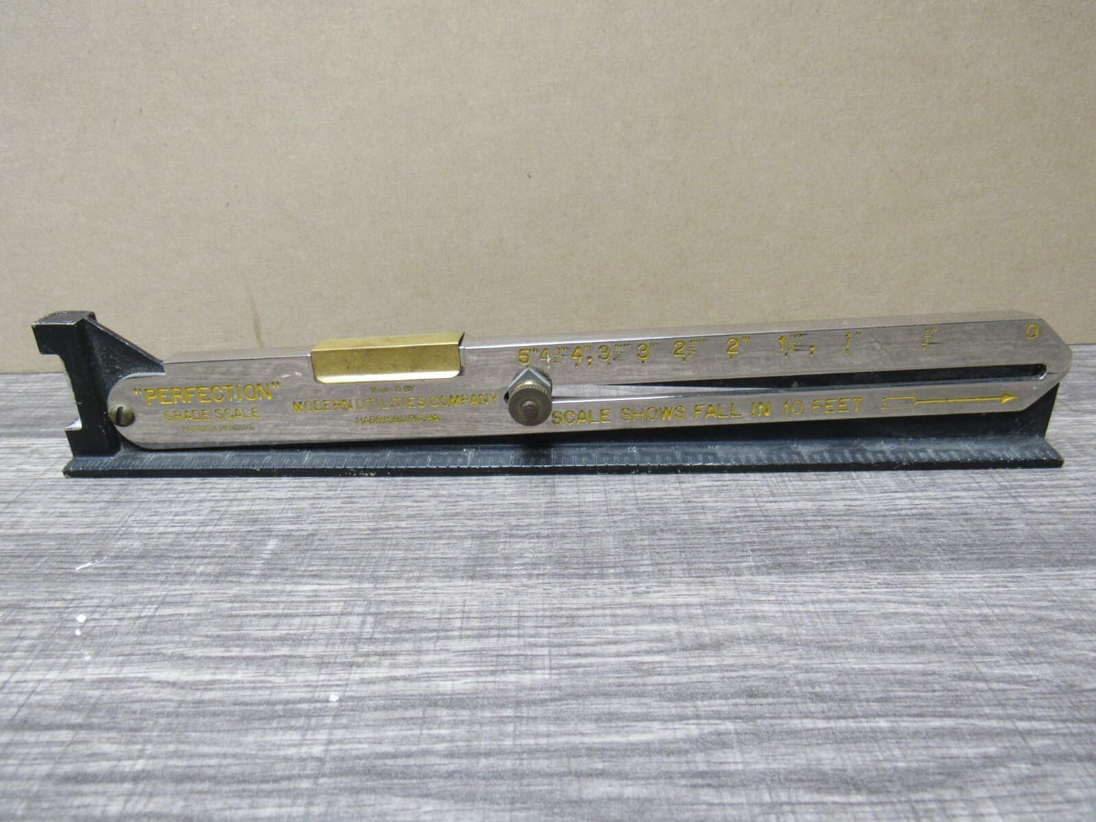 VINTAGE 12” PERFECTION GRADE SCALE LEVEL