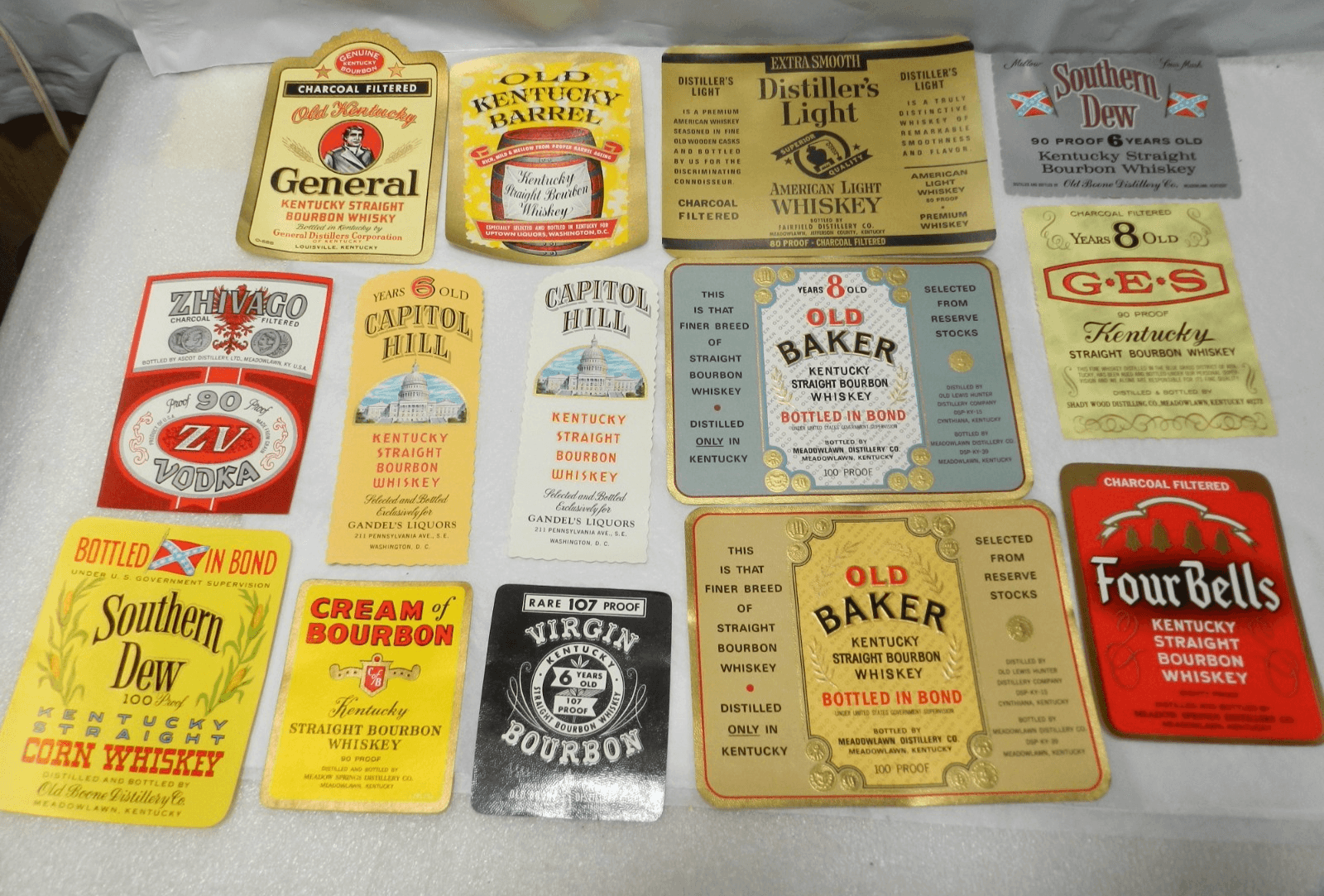 14 Original Unused Kentucky Straight Bourbon Whiskey Bottle Labels No duplicate - Thumbnail 2