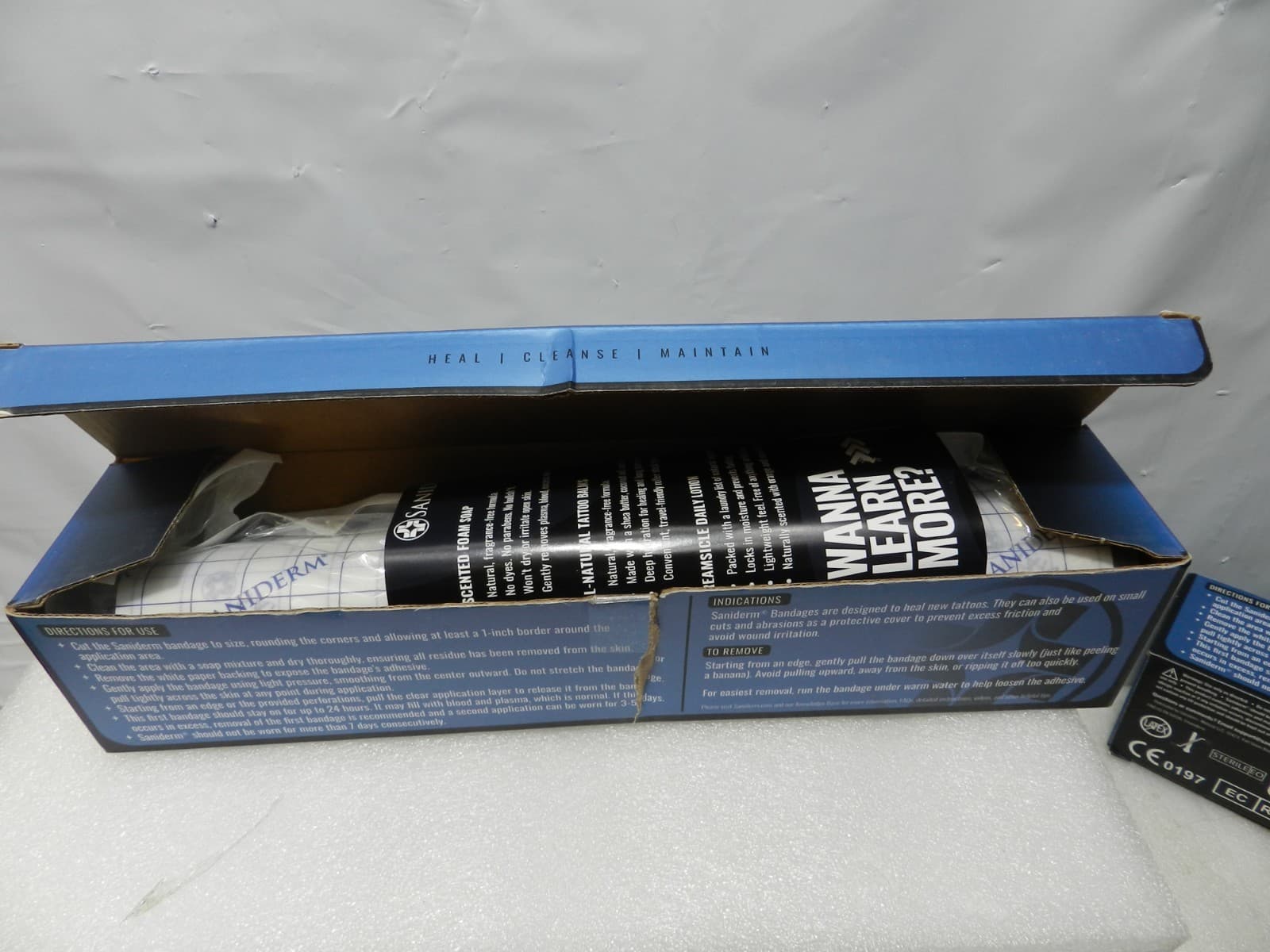 2 Saniderm Flex Tattoo Aftercare Bandage (New) 10.2 in x 2 yd Transparent (M62K) - Thumbnail 4