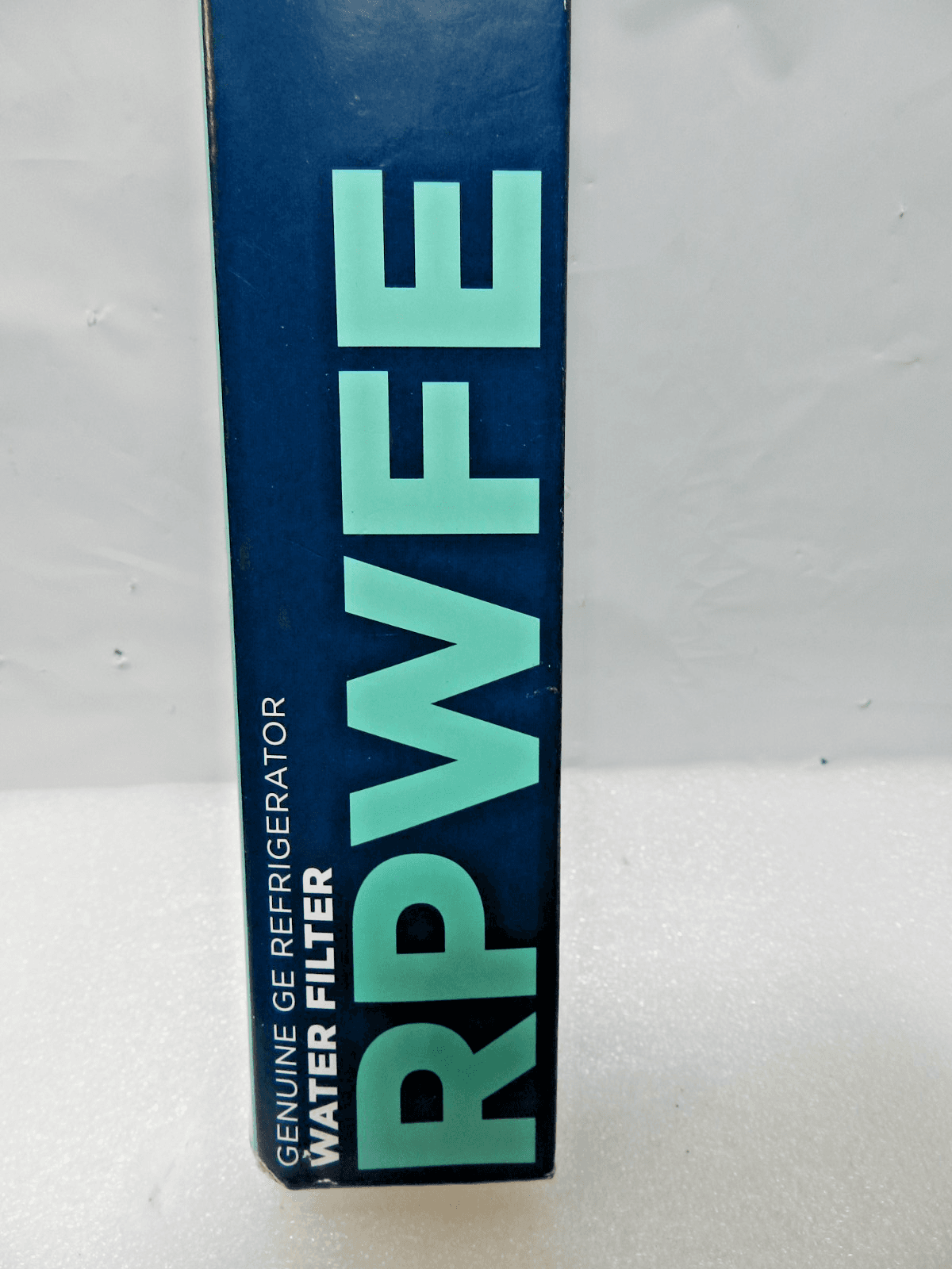 GE Appliances RPWFE Replacement Refrigerator Water Filter ( M63K) - Thumbnail 2