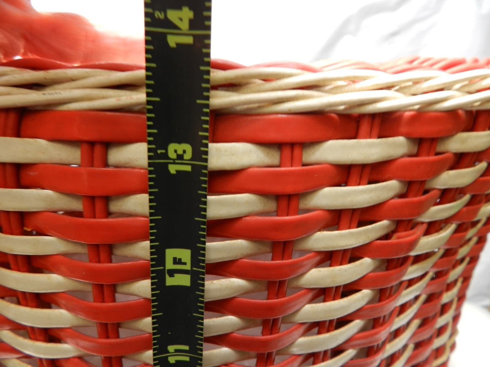 VTG 60s Red/White Wicker Hat Wig Box Locking Lid Beaded Handle Hong Kong 14" B4M - Thumbnail 6