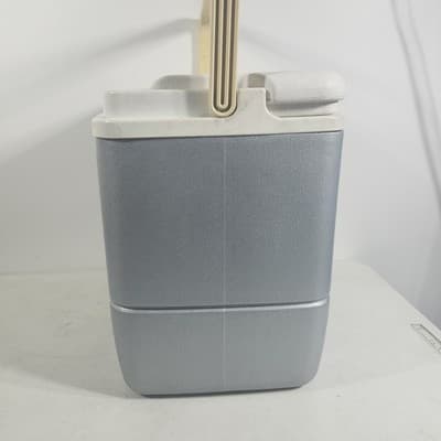IGLOO Maxcold Portable Cooler With Handle Gray Vintage Made In USA - Thumbnail 7