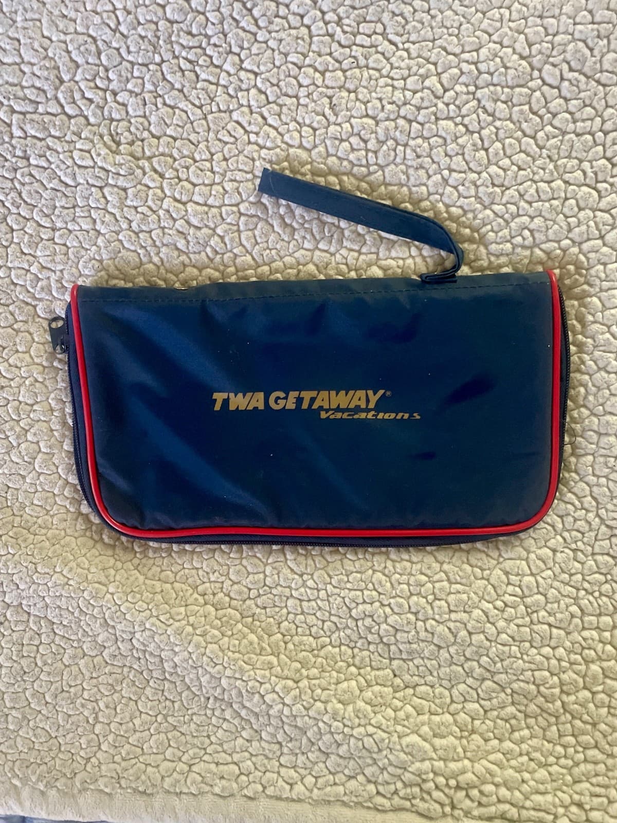 Vintage TWA Airlines Getaway Vacations Travel Documents Amenity Bag Blue