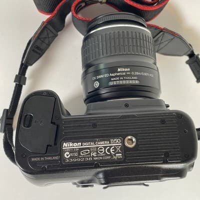 Nikon D50 DSLR Camera w/ Nikon 18-55mm AF-S DX GII Lens Battery Charger - Thumbnail 6