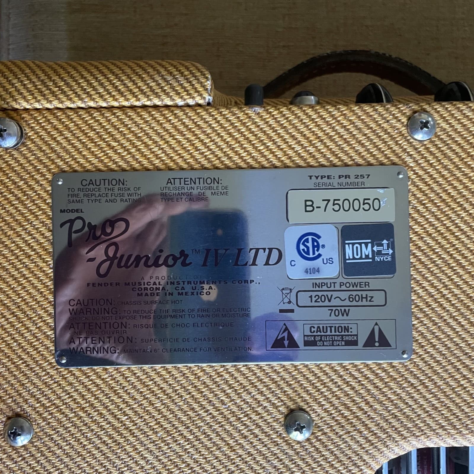 Fender Pro Junior IV LTD 15W Combo Tube Amp – Exc Cond – Great Tone! w/Cover - Thumbnail 6