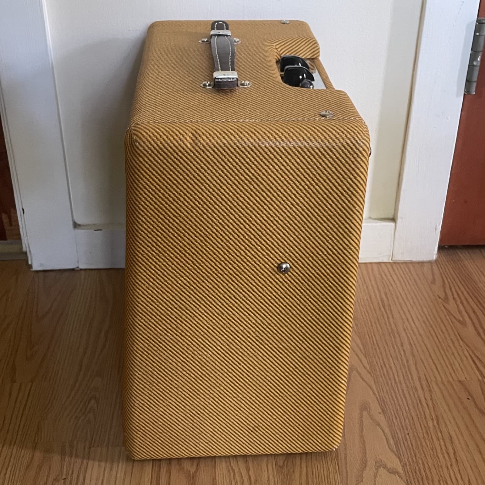 Fender Pro Junior IV LTD 15W Combo Tube Amp – Exc Cond – Great Tone! w/Cover - Thumbnail 3