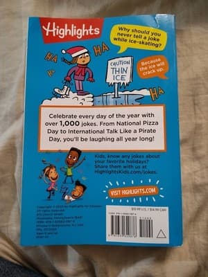 365 Days of Jokes: A Year of the Funniest Jokes Ever!: Joke-A-Day Book Packed wi - Thumbnail 2