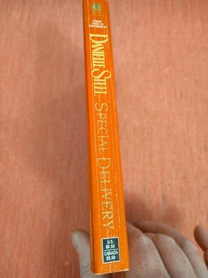 Special Delivery - Danielle Steel (Paperback, 1998) - Thumbnail 3