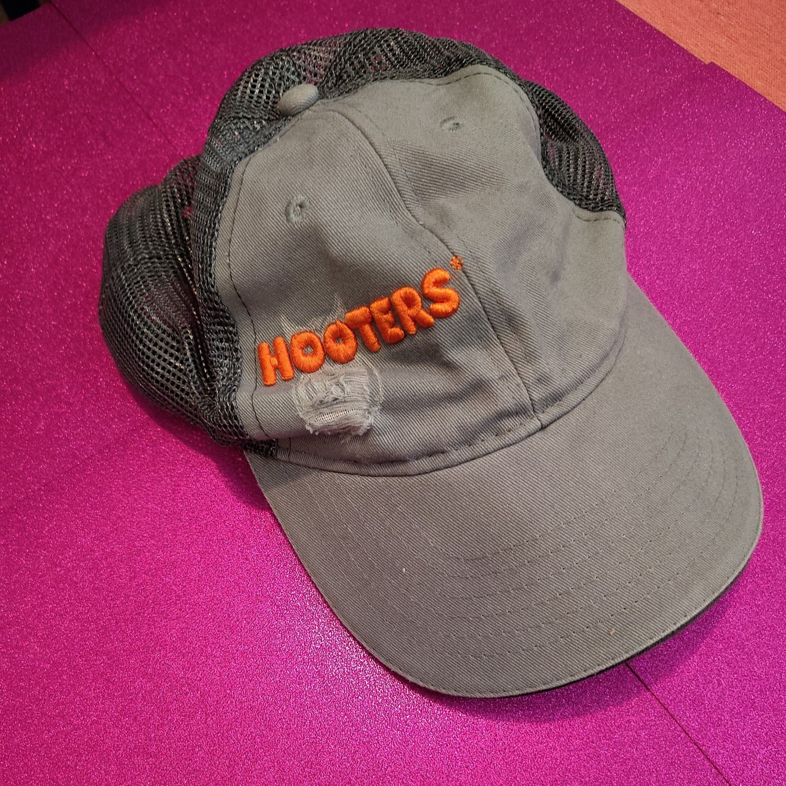 Hooters Official Hooters Swag Snap Back Hat- Brand New w/ Tags! - Thumbnail 3