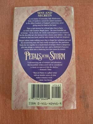 Mary Jo Putney - Petals in the Storm - 1993 - paperback - Thumbnail 3