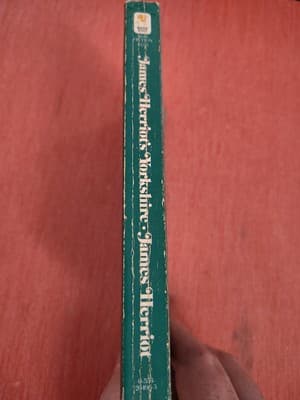 James Herriot's Yorkshire : A Guided Tour 1982 Vintage Paperback Book - Thumbnail 3