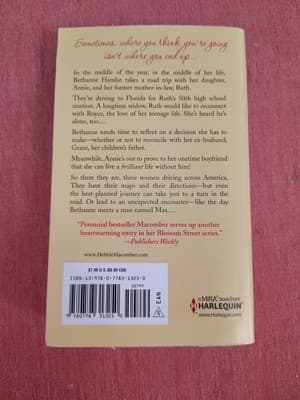 A TURN IN THE ROAD BY DEBBIE MACOMBER - 2011 PAPERBACK - Thumbnail 2