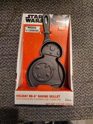 New Star Wars Holiday BB-8 Baking Skillet Chocolate Flavored Chip Cookie Mix