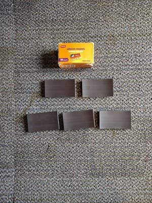 1 Partial Box Of Staples Adhesive Magnets Peel-and-stick Business Card Size 48pc - Thumbnail 6